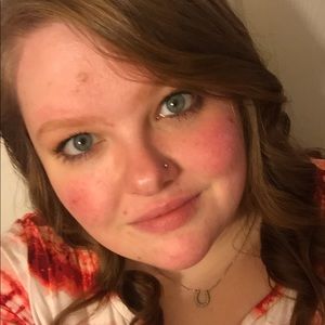 Meet your Posher, Laurel